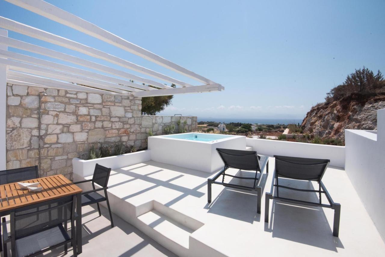 White New 1Bd House With Private Jacuzzi In Isterni Isterni (Paros) Exterior photo