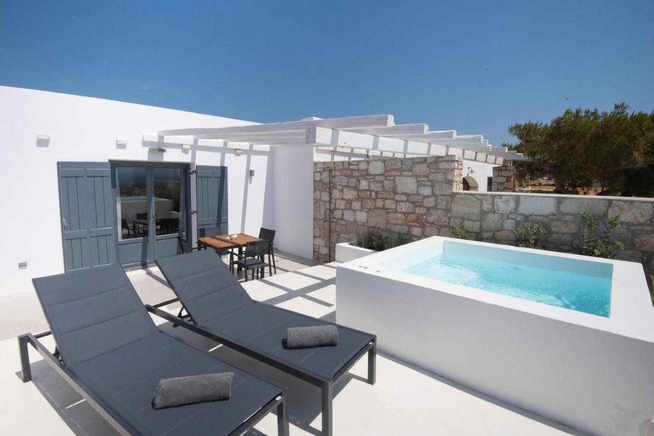 White New 1Bd House With Private Jacuzzi In Isterni Isterni (Paros) Exterior photo